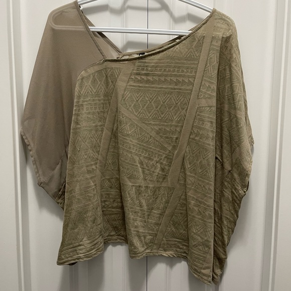 Gentlefawn medium asymmetrical shirt - Picture 1 of 2